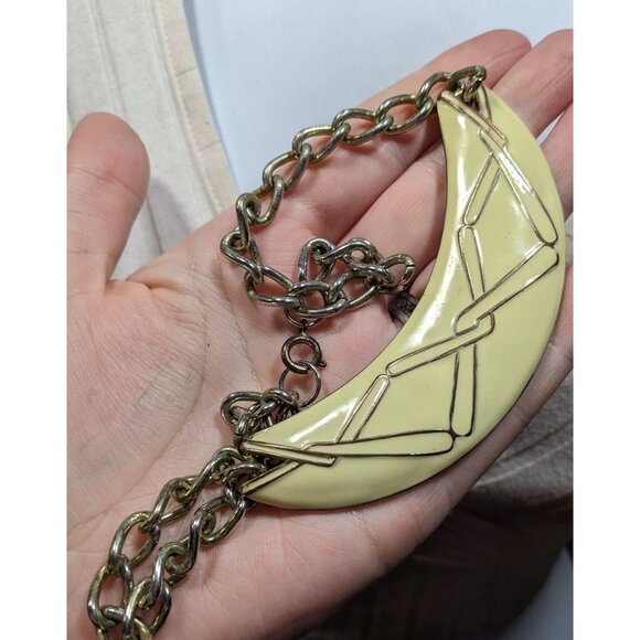 Vintage Abstract Modernist Cream And Gold Tone Statement Necklace - Picture 5 of 6